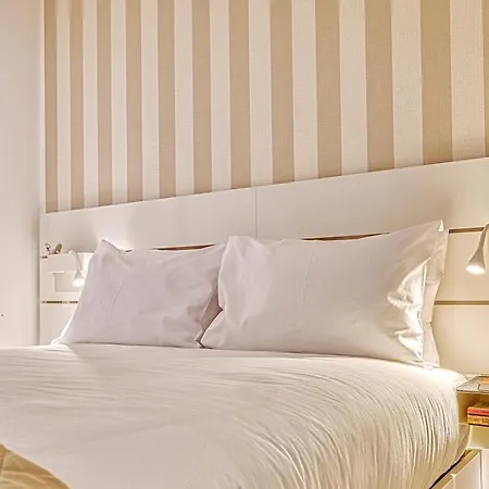 Porta Da Muralha De 1375 Appartamento Lisbona